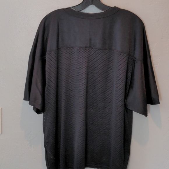 NWOT NIKE BLACK SHORT SLEEVED PERFORATED JERSEY - Picture 7 of 9